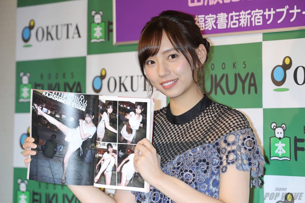 女優・大友花恋が人生初のカレンダーを発売!! 「毎朝私の写真を見て元気になってもらえたら」